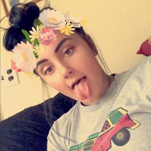 Meet your Posher, Christina